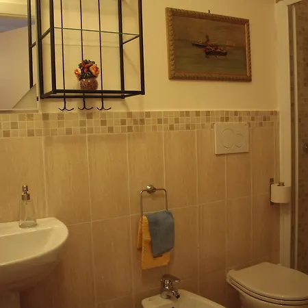Bed & Breakfast Ulivi Di Castello 3*